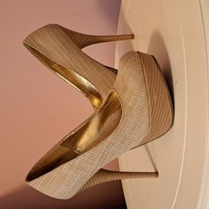Woven tan platform heel
